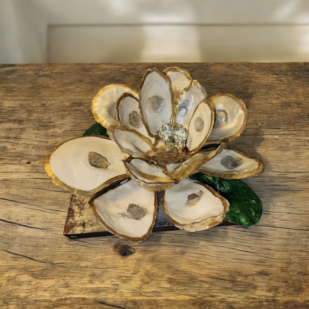 Gold and Cream Oyster Magnolia
